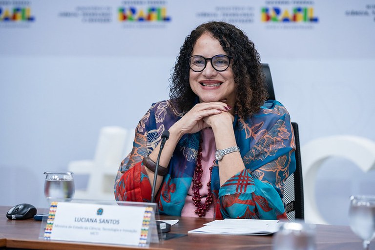 Acervo do ex-ministro do MCTI José Israel Vargas será preservado pelo Mast