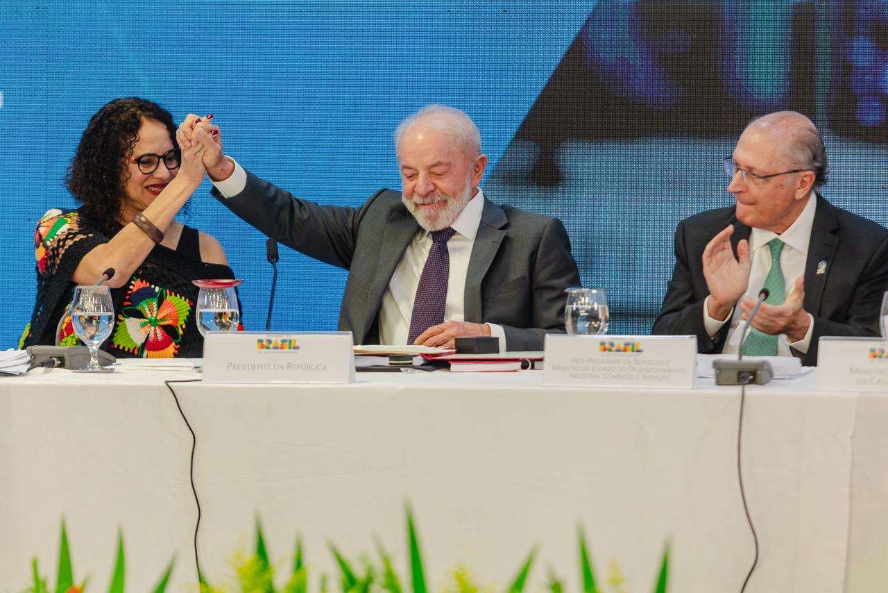 A proposta integra ciência, inovação e reindustrialização para elevar a autonomia tecnológica do país