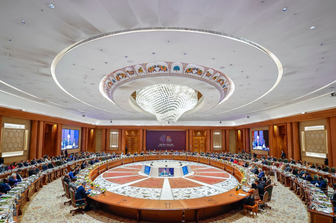 Cúpula internacional discute desafios e oportunidades da inteligência artificial no cenário global