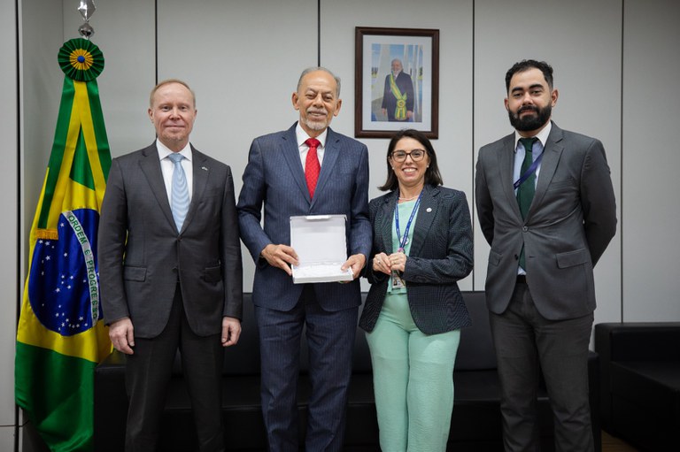 Brasil e Finlândia estudam parcerias em CT&I