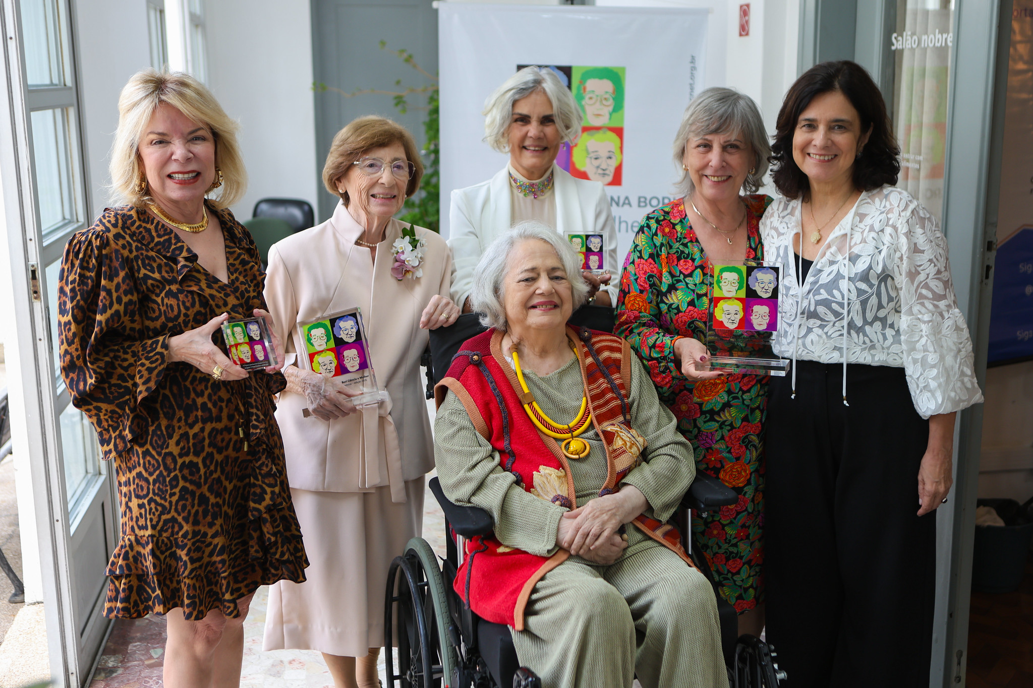 Dia das Mulheres e Meninas na Ciência: prêmio Carolina Bori Ciência & Mulher é entregue a pesquisadoras