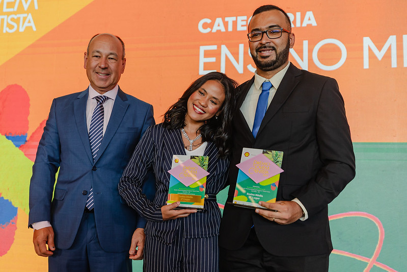 Beatriz Vitória foi premiada após criar sistema que reduz a poluição causada pela produção de farinha de mandioca na comunidade quilombola em que vive, em Pernambuco