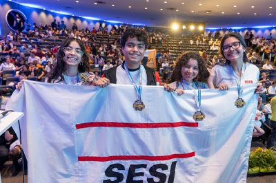 Amanda Varollo Ribeiro - estudante.jpeg