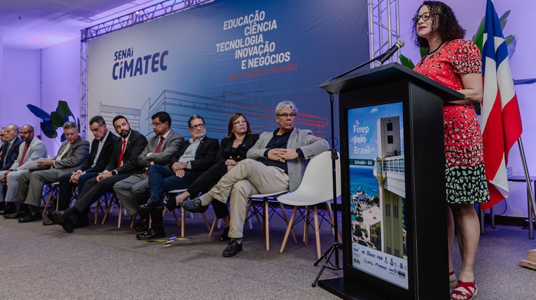 MCTI anuncia mais de R$ 38 milhões em convênios para fortalecer infraestrutura científica na Bahia