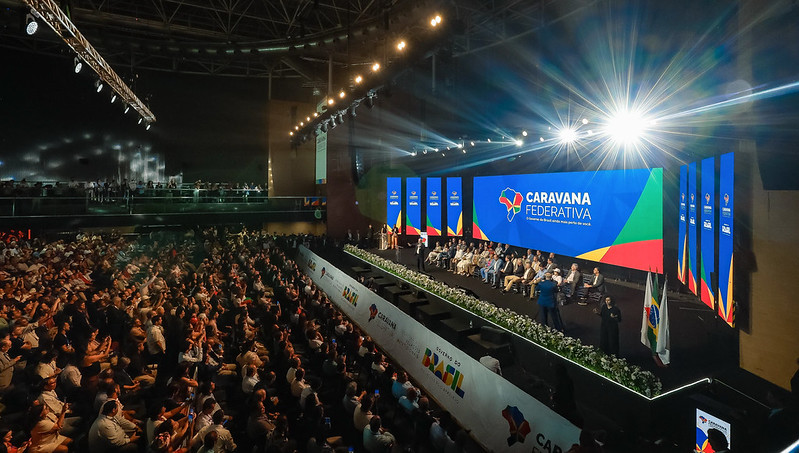 MCTI participa da Caravana Federativa em MG para fomentar turismo astronômico e incentivar indústria