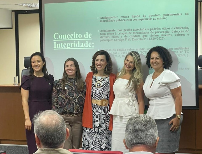 Palestra contra o assédio