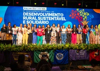 Fernanda Machiaveli participa de Ato das Mulheres Rurais na 3ª Conferência Nacional de Desenvolvimento Rural Sustentável e Solidário