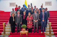 Em Bogotá, ministro Paulo Teixeira participa do Fórum Global de Terras