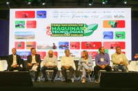 Mecanização e novas políticas marcam abertura da Feira da Agricultura Familiar