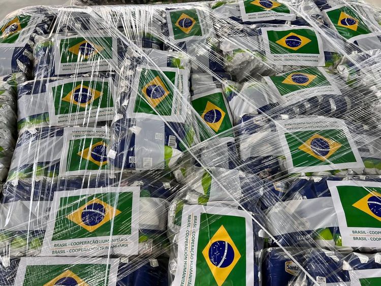 ajuda humanitária 1.jpg