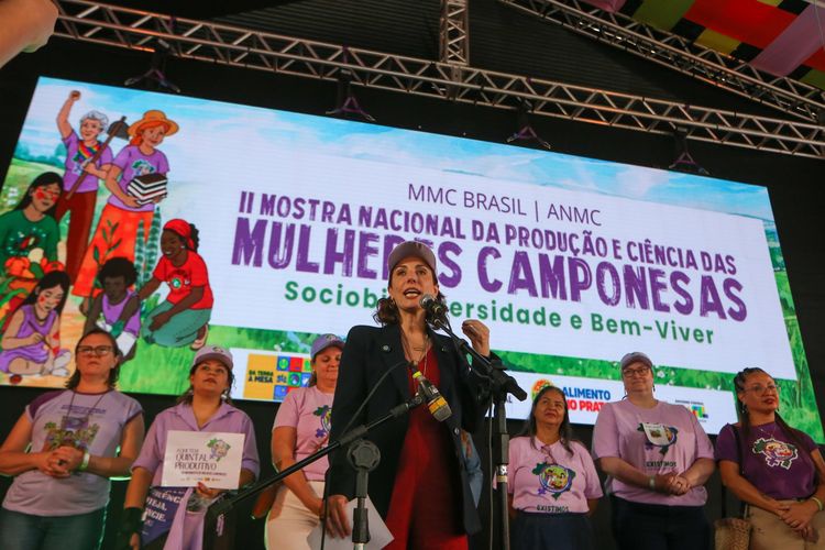 camponesas, capa.jpeg