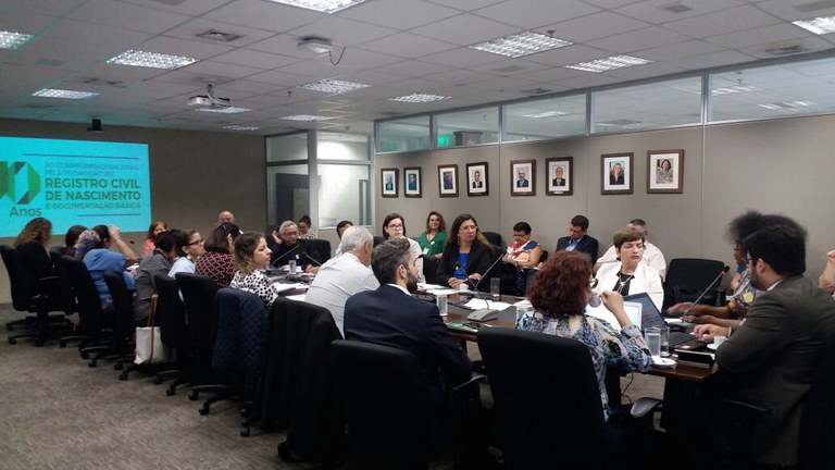 Política de Promoção de Registro Civil avança em comitê
