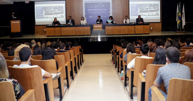 Direitos das mulheres são destaque no encerramento de seminário nacional