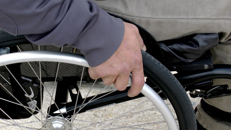 Ministro elogia projeto do Governo que beneficia pessoa com deficiência