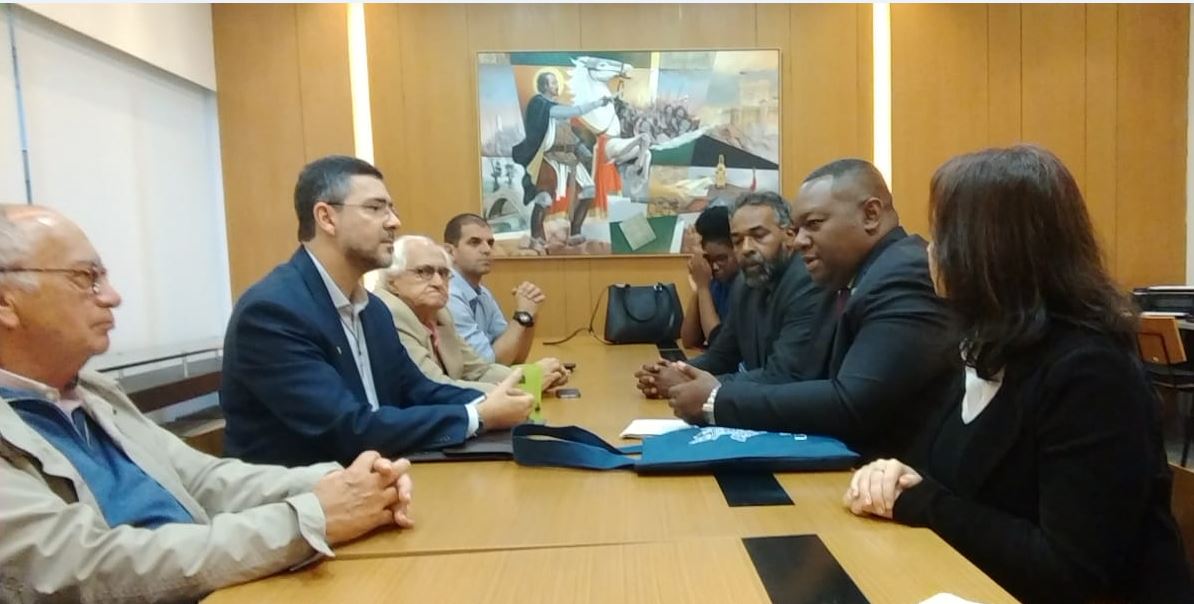 Secretário Juvenal Araújo na Reitoria da PUC-RJ