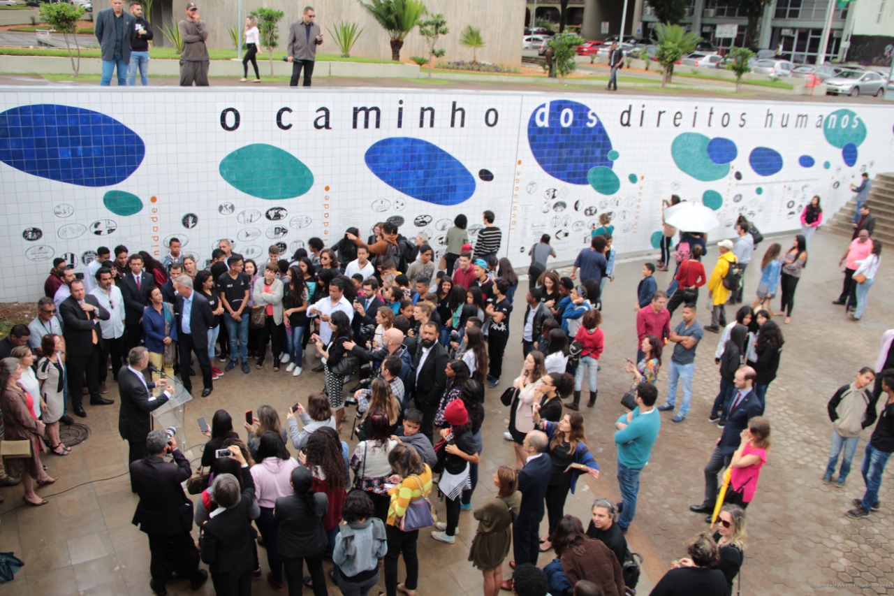 Brasília ganha monumento histórico com Declaração Universal dos Direitos Humanos