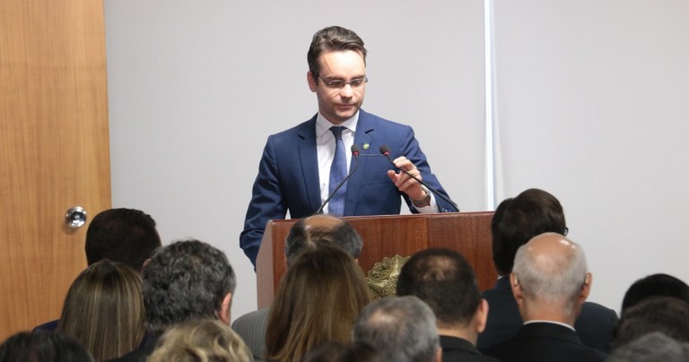 Ministro cumprimenta presidente eleito e defende continuidade de avanços nas políticas de direitos humanos