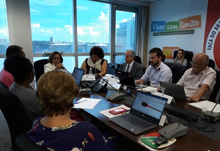 Conselho Nacional dos Direitos da Pessoa Idosa empossa novos membros