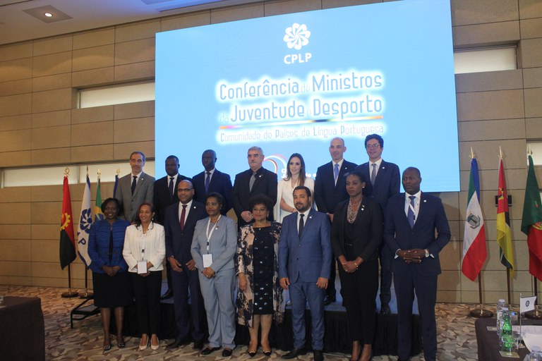MMFDH propõe ações durante conferência de juventude na Angola