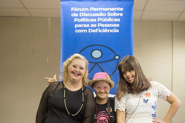 Fórum discute políticas públicas para pessoas com Síndrome de Down