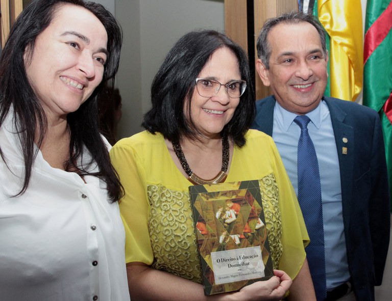 Seminário discute o equilíbrio entre família e trabalho