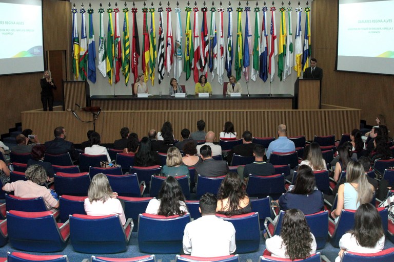 Seminário discute o equilíbrio entre família e trabalho. (Foto: Willian Meira - MDH)