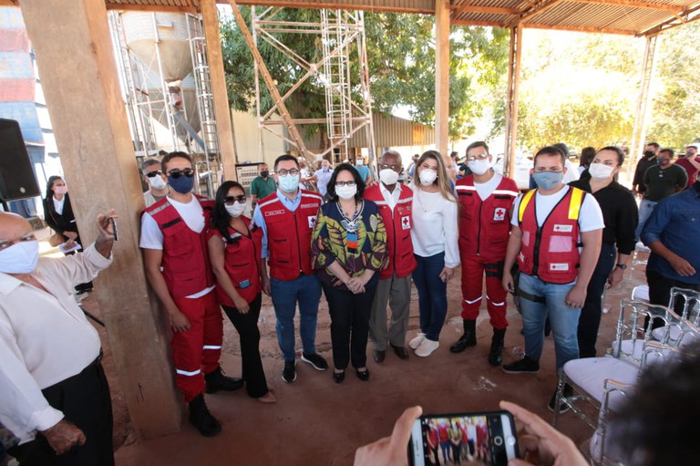 Convênio firmado com a Cruz Vermelha beneficiará quebradeiras de coco no MA