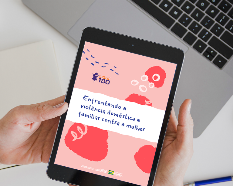 Cartilha auxilia mulheres no enfrentamento à violência