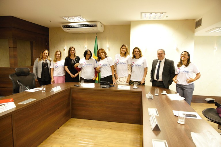 MMFDH lança programa Mães Unidas em parceria com estado de Goiás e três prefeituras