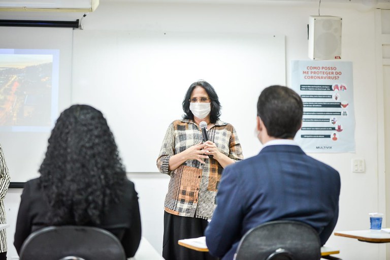 No Espírito Santo, ministra Damares debate soluções para o tratamento da endometriose