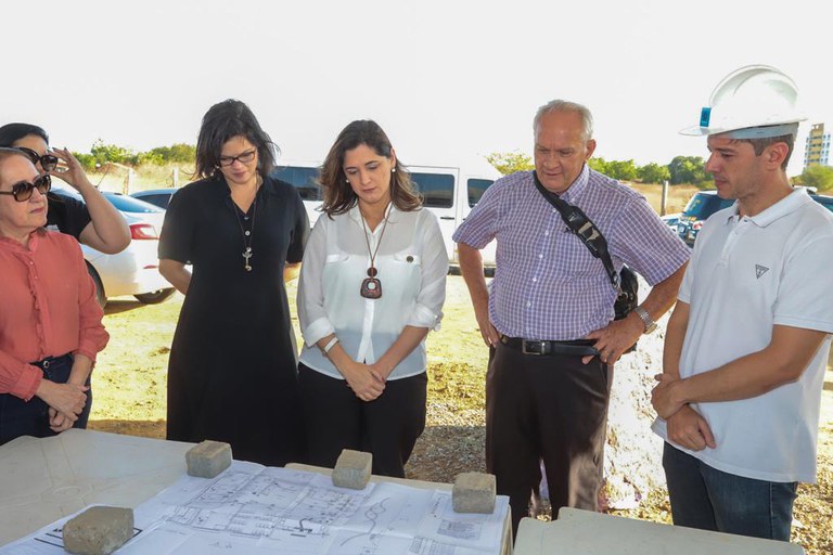 Em passagem pelo Rio Grande do Norte, ministra Cristiane Britto visita obras da Casa da Mulher Brasileira de Mossoró