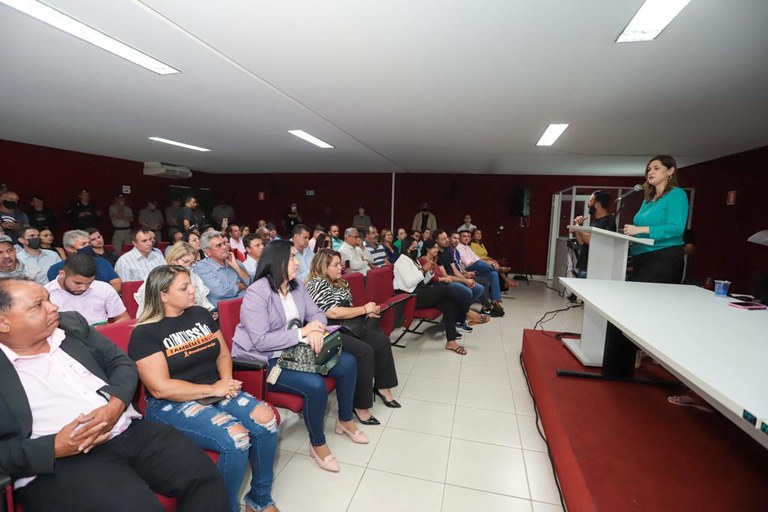 Com investimento de R$ 4,3 milhões, governo repassa kits de equipagem para Conselhos Tutelares de Goiás (GO)