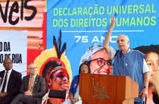 Anúncio do plano Ruas Visíveis contou com a presença do padre Júlia Lancellotti, no Palácio do Planalto (Foto: Clarice Castro)