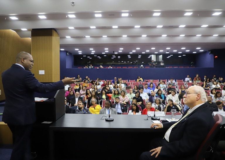 MDHC anuncia ações pela proteção e garantia dos direitos de crianças e adolescentes