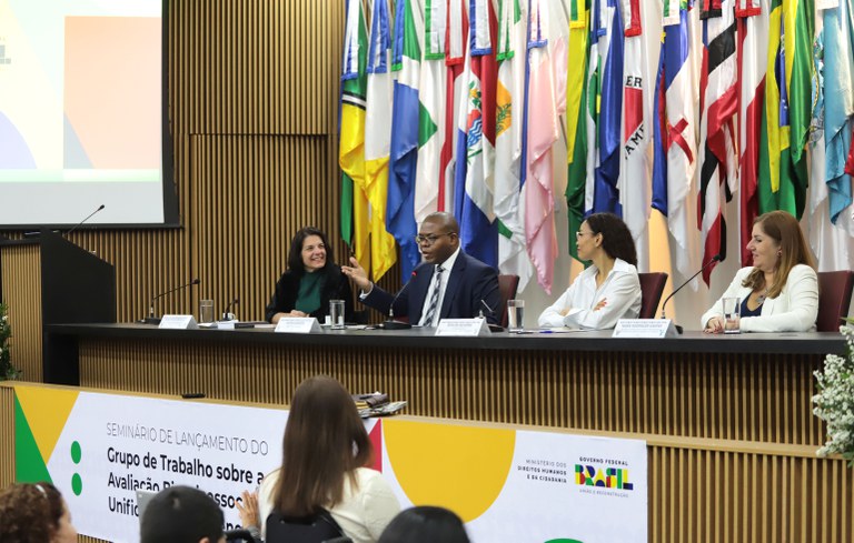 Grupo de Trabalho sobre a Avaliação Biopsicossocial Unificada da Deficiência inicia atuação durante seminário em Brasília
