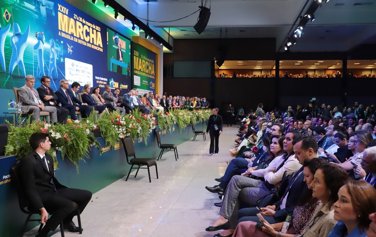 Na Marcha dos Prefeitos, MDHC anuncia cartilha de serviços para diálogo com gestores municipais