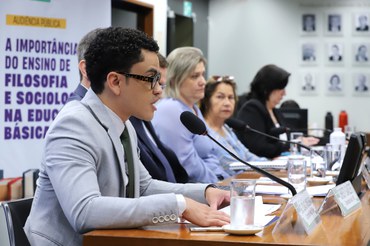 João Moura, do MDHC, apresentou ações da pasta