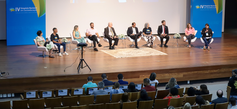 Com participação do MDHC, IV Simpósio Nacional em Socioeducação abre diálogo sobre direitos humanos e racismo no sistema socioeducacional