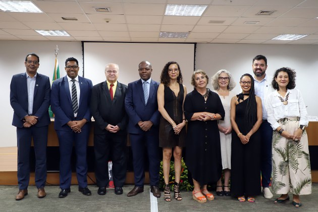 Autoridades realizam encontro para celebrar os 17 anos da criação do Sinase (Foto: Clarice Castro) 