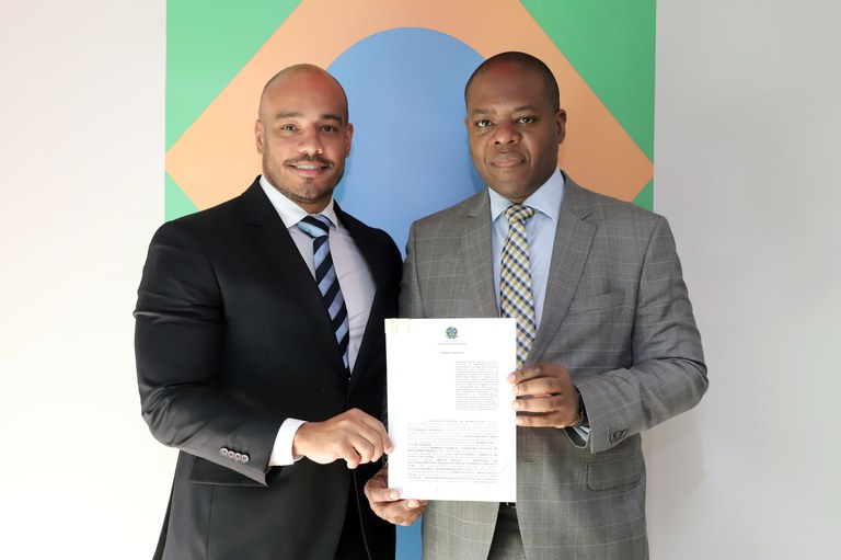 Direitos Humanos firma prorrogação do Pacto Nacional pela Primeira Infância