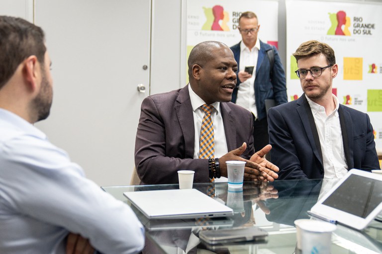 Silvio Almeida inaugura mutirão interinstitucional para regularizar documentos da população gaúcha