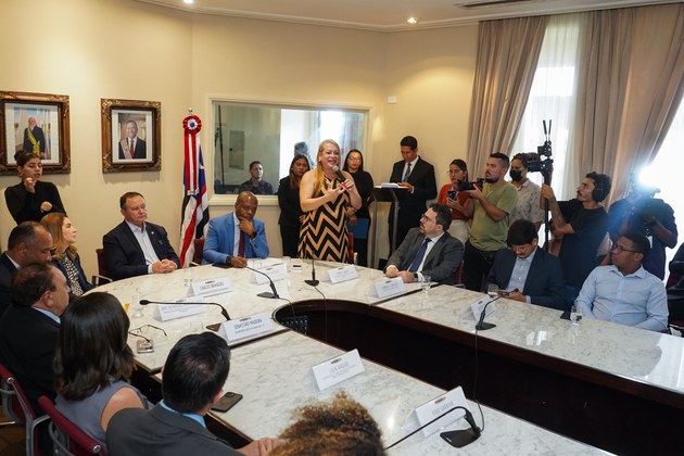 Symmy Larrat explicou os próximos passos da assinatura do acordo