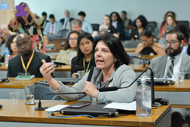 Em audiência na Comissão de Direitos Humanos do Senado Federal, secretária Anna Paula Feminella defendeu a necessidade de unir esforços pela pauta