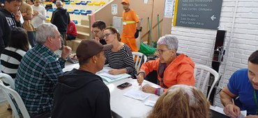 Cadastro dos que solicitam 2ª via de documentos ocorre nos abrigos