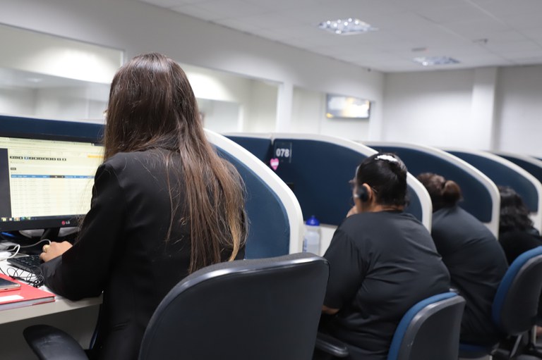 Disque 100 abre novos canais para contribuir na localização de pessoas desaparecidas no RS