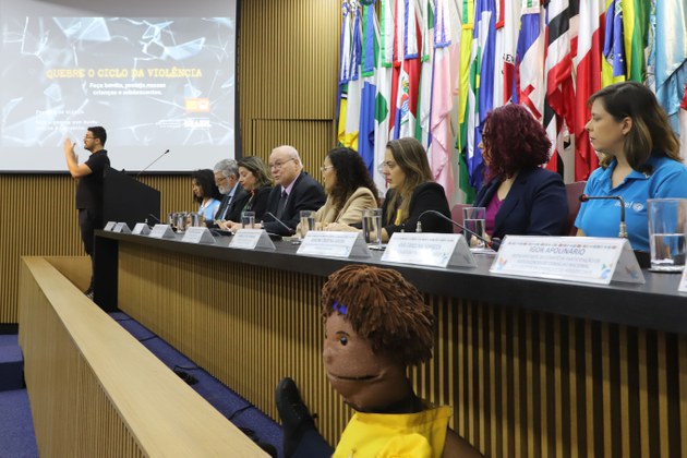 Solenidade integra a campanha 18M, sob o mote "Quebre o ciclo da violência"