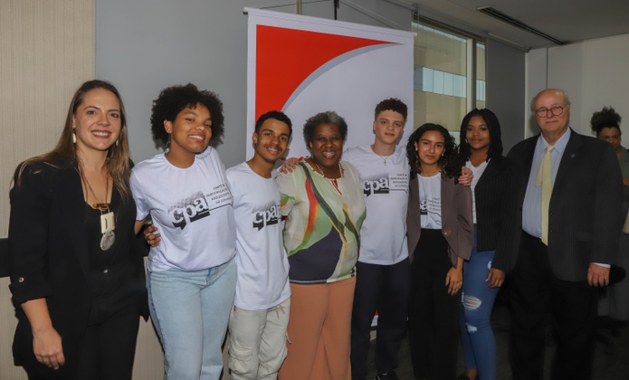 Representantes do Comitê de Participação de Adolescentes (CPA) também apresentaram suas demandas à ministra