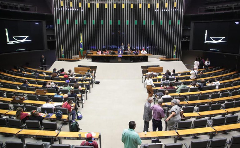 MDHC apresenta ações para população em situação de rua em audiência na Câmara