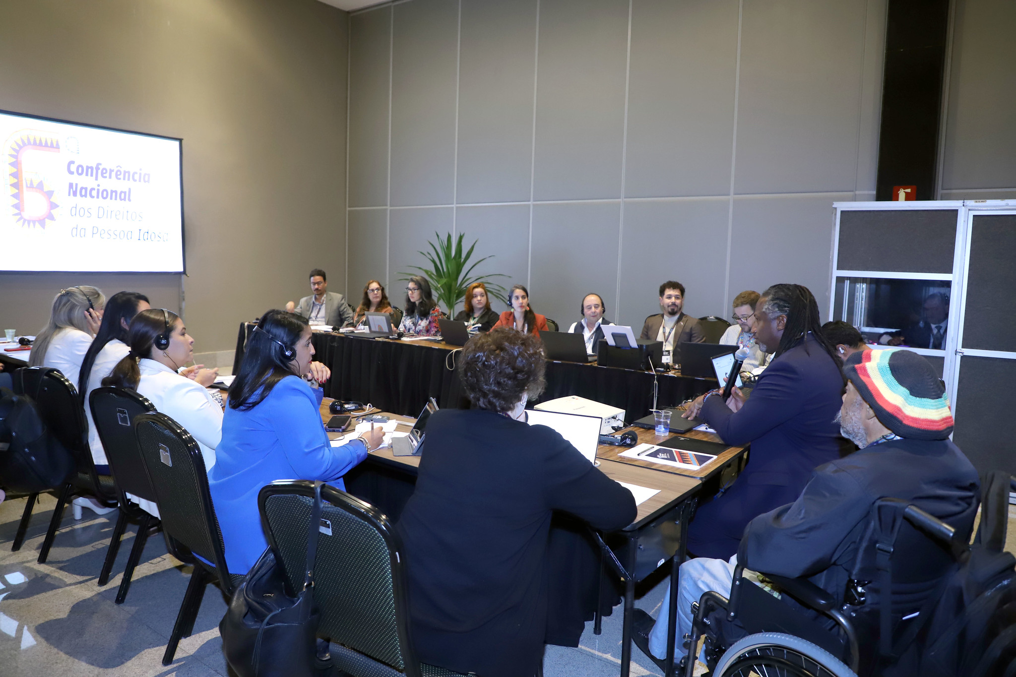 Painel reuniu representantes do Paraguai, República Dominicana, Uruguai e da OISS/Espanha para troca de experiências sobre direitos da pessoa idosa, participação social e equidade