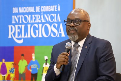 Secretário Nacional de Promoção e Defesa dos Direitos Humanos, Bruno Teixeira, destacou o papel do Estado na promoção da liberdade religiosa (Foto: Clarice Castro/MDHC)